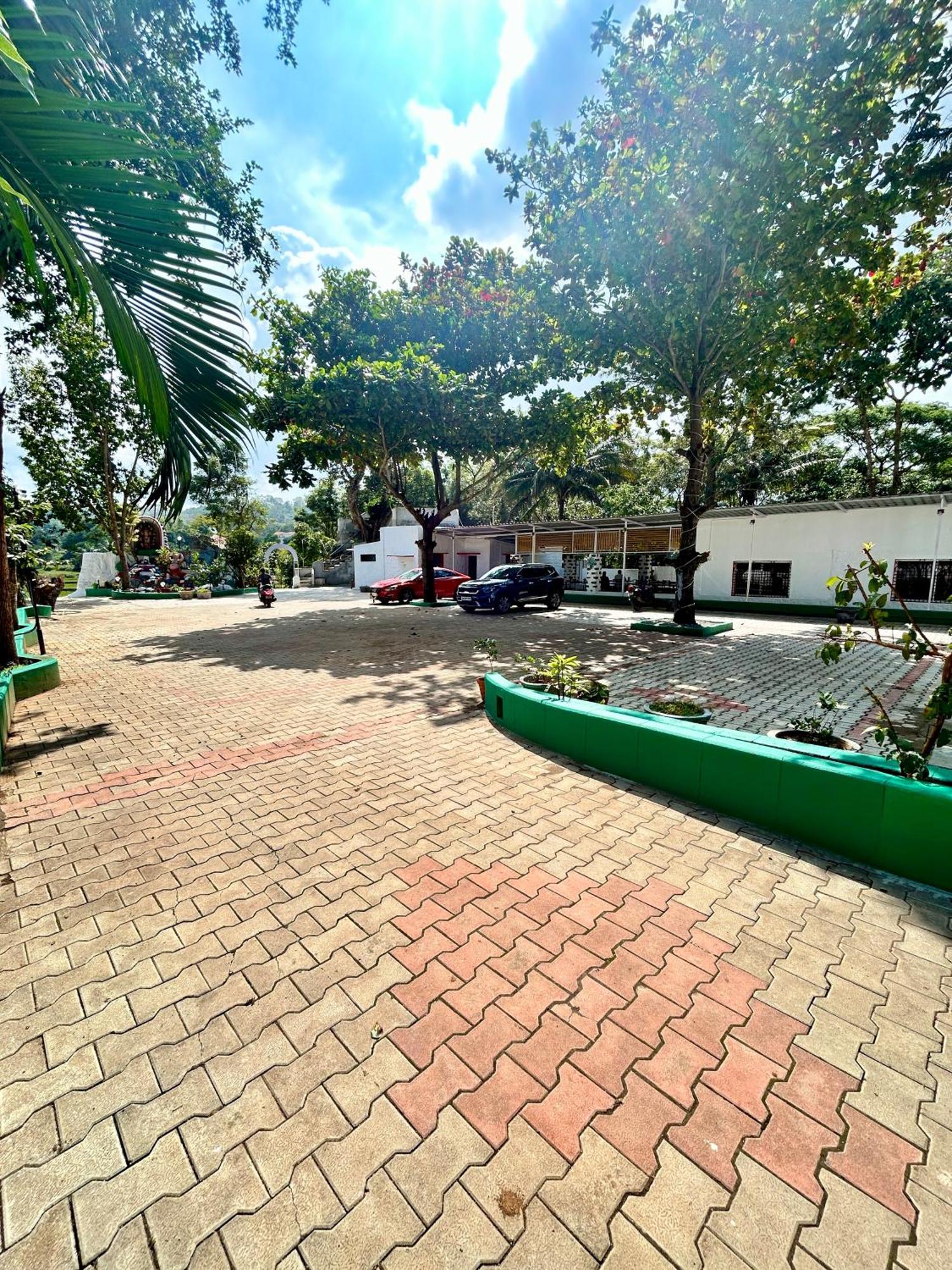 Am Resort Yelagiri Ngoại thất bức ảnh